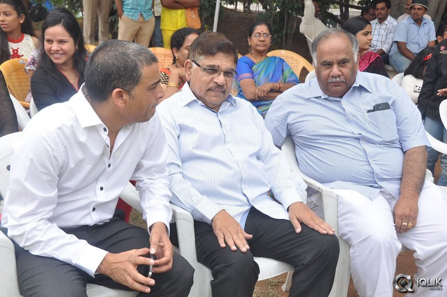 Kumari-21-F-Movie-Opening